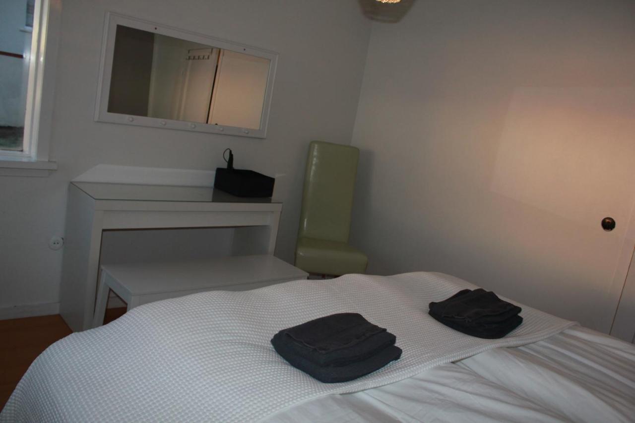 Hotel Kriukot Holmavik Esterno foto